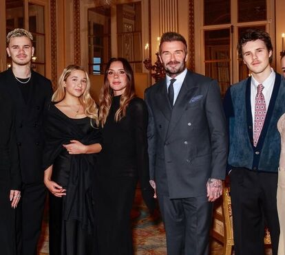 David e Victoria Beckham surgem em público e comportamento do casal analisado à lupa: 'Ele protetor, ela rebelde'