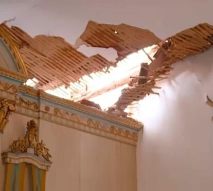 'Caiu a parede e o teto, mas o altar ficou intacto': Novas imagens mostram destruição na capela do palacete de José Cid
