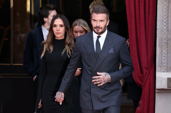 Victoria e David Beckham enfrentam rumores de traição para manter o império