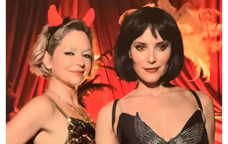 Todas as imagens da festa dos 50 anos de Paula Lobo Antunes, rodeada de várias amigas famosas