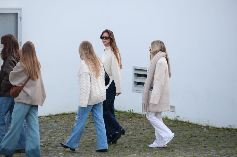 Raquel Coelho surge em cerimónias fúnebres de Maycon Douglas em Leiria