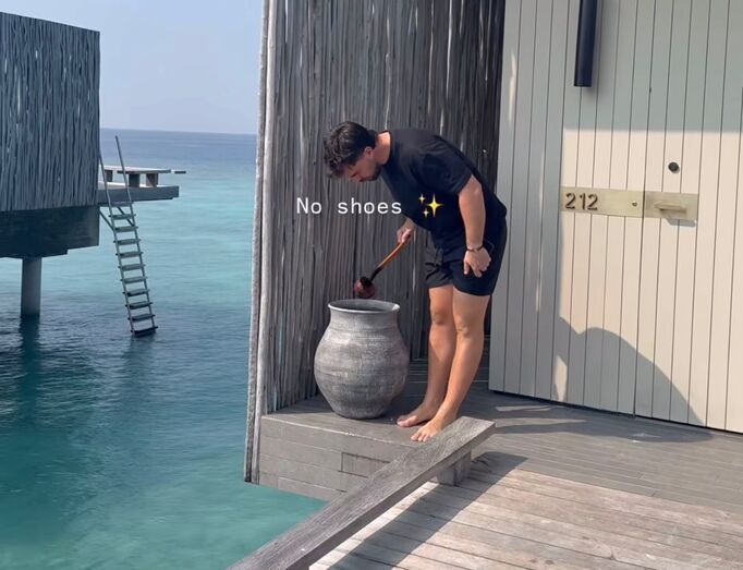 Cristina Ferreira viaja pelo mundo com João Monteiro, sem sapatos