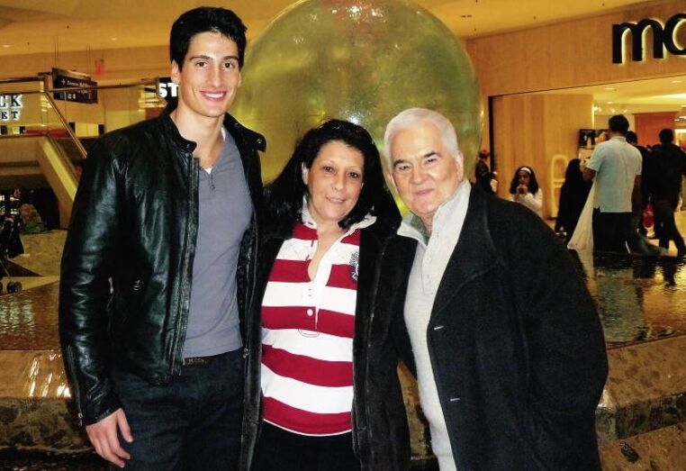 Amiga de Carlos Castro recorda últimos momentos e responsabiliza Renato Seabra