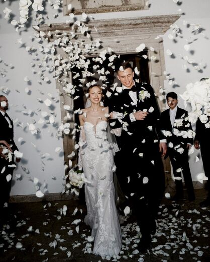 Trubin celebrou casamento num dia de pétalas e votos