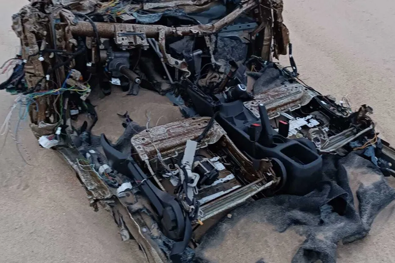 Destroços do carro de Maycon