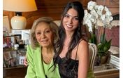 Noor Pahlavi e a avó, Farah Diba