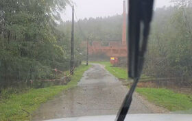 À beira do desastre: condutor filma estrada a ceder em pleno concelho de Coimbra