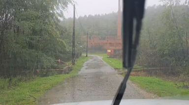 À beira do desastre: condutor filma estrada a ceder em pleno concelho de Coimbra