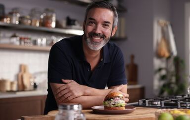 Chef Henrique Sá Pessoa inaugura restaurante homónimo no Páteo Bagatela, em Lisboa