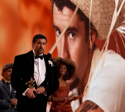 Bad Bunny arrasa ICE na cerimónia dos Grammy