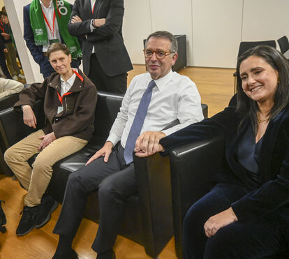 As imagens do casal Tozé e Margarida nos bastidores da noite eleitoral em que Seguro foi eleito Presidente