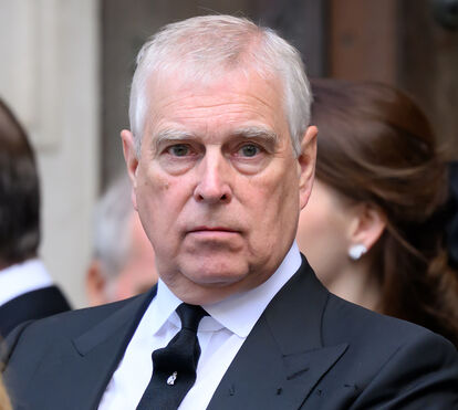 Libertado após interrogatório, saiba o que vai acontecer agora ao ex-príncipe André e por que não foi preciso pagar fiança