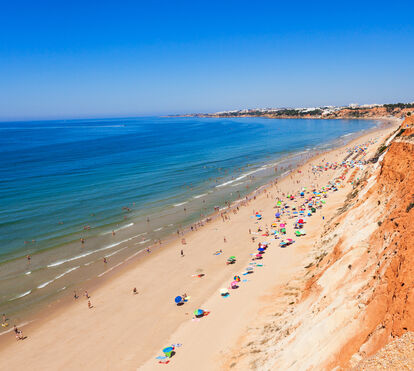 Férias à larga! Cinco praias no Algarve com espaço para estender a toalha