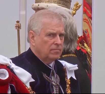 Ex-príncipe André pode ser tirado da linha de sucessão ao trono? A discussão está acesa