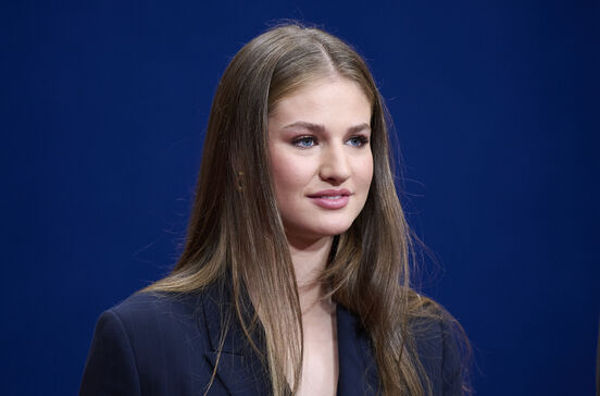 Princesa Leonor conquista Espanha e o mundo com carisma e elegância