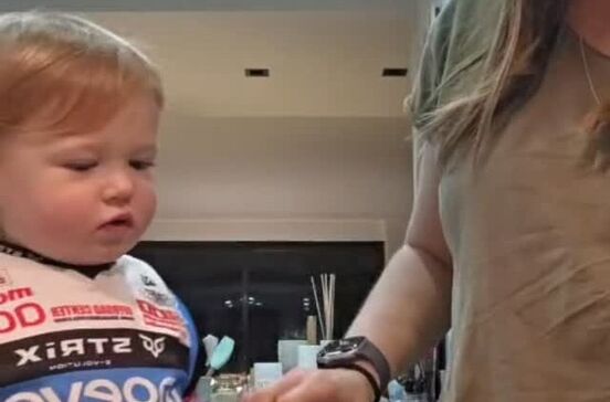 SnapInsta.to_AQPwDVQ7c_pt2-kKvw5dDJ6GuBsvOORBL-J15o-p9lo7euyGWK3mvUeZ2DoONlOYEa1NfqNBhYkcdMcsstXAQfxjDQYk1y5LscMi4-I.mp4