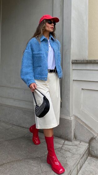 Azul claro! A cor obrigatória para usar em look total ou nas 5 combinações tendência 