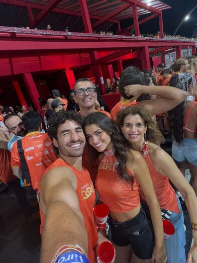 O Carnaval de José Condessa e Luisinha Oliveira