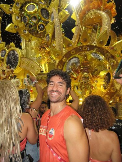 O Carnaval de José Condessa e Luisinha Oliveira