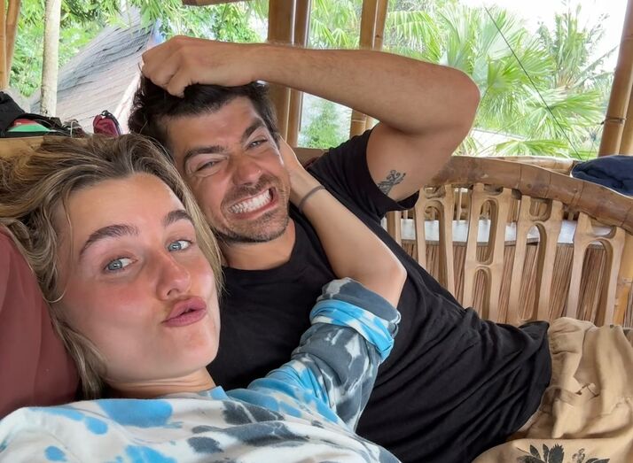 Kelly Bailey e Lourenço Ortigão equilibram família, carreira e momentos de lazer.
