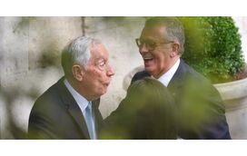 Até Marcelo Rebelo de Sousa já dá notas aos vinhos do Presidente António José Seguro. Professor garante que o grau alcoólico é "enganador"