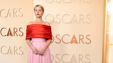 Jessie Buckley em Chanel