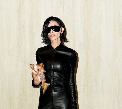 Cadela de Demi Moore tira o protagonismo à dona em desfile de uma prestigiada marca de moda. Saiba o que aconteceu!