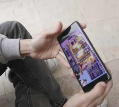 Nada os detém! Influencers alvo de queixa-crime continuam a promover casinos online ilegais 