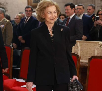 A mais generosa entre a realeza! Rainha Sofia tira dinheiro do próprio bolso para ajudar vítimas do sismo