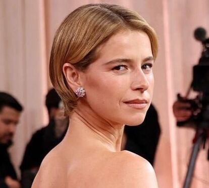 Polémica com gatos mancha campanha aos Óscares de Jessie Buckley