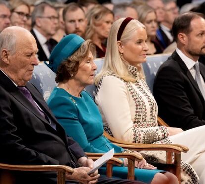 Murro na mesa: a tentativa desesperada do rei Harald V para salvar a coroa norueguesa do terramoto que ameaça a família real