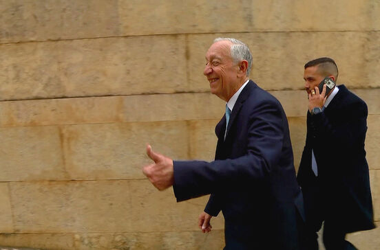 Marcelo Rebelo de Sousa à Saída da Assembleia da República