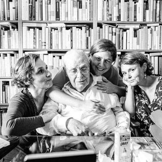 António Lobo Antunes com as três filhas, Maria José, Maria Isabel e Joana