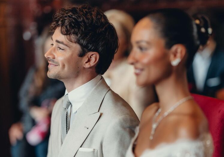Charles Leclerc casou-se com Alexandra Saint Mleux no Mónaco