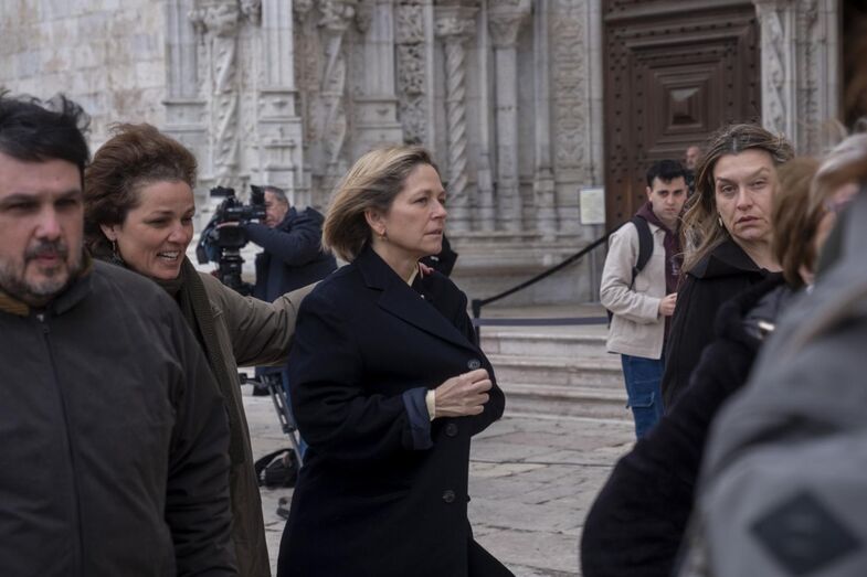 A sobrinha atriz Paula Lobo Antunes na derradeira despedida a António Lobo Antunes no Mosteiro dos Jerónimos