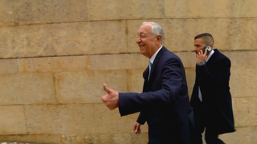 Marcelo Rebelo de Sousa à Saída da Assembleia da República