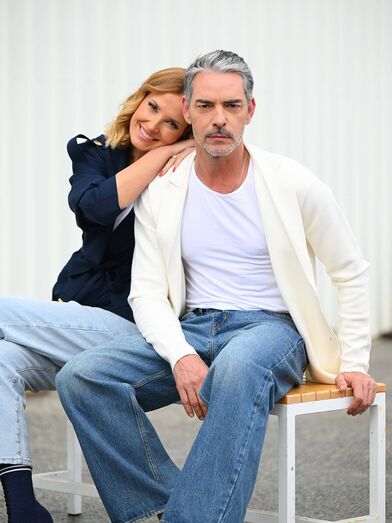 Cláudio Ramos lança livro sobre amor e desamor, mantendo privacidade sobre a sua vida pessoal