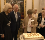 Reencontro em Buckingham: Família Real une-se para assinalar o centenário de Isabel II 