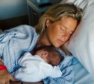 Inês Aires Pereira depois do parto do terceiro filho