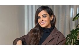 Sabe quem é Collien Fernandes? É uma luso-descendente e estrela de televisão envolvida num enorme escândalo que está a levar milhares de pessoas para as ruas da Alemanha