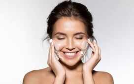 O sérum anti-rugas que faz tudo! Hidrata, preenche e melhora a firmeza da pele