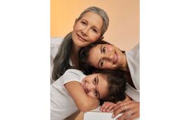 Feliz Dia da Mãe - Bijou Brigitte