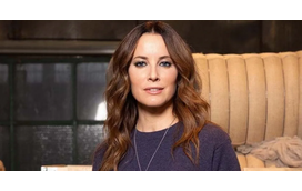 Sem filhos e aos 50 anos, Maria João Bastos diz que ainda pode ser mãe