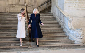 E esta? Sarah Jessica Parker encarna a princesa Diana em encontro com... Camilla