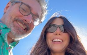 O segredo do amor de Nuno Markl? Comentadores do 'Noite das Estrelas' analisam os 6 anos de namoro do humorista com Teresa Sacramento