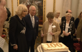 Reencontro em Buckingham: Família Real une-se para assinalar o centenário de Isabel II 