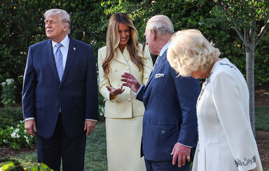 Carlos e Camilla com Donald Trump e Melania Trump nos EUA