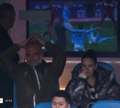Filha de Pep Guardiola rouba protagonismo ao assistir a jogo nas bancadas ao lado do pai