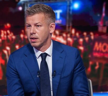 Divorciado de uma ministra, acusações de violência doméstica e 'sex tape' polémico. A atribulada vida sentimental do novo primeiro-ministro da Hungria 