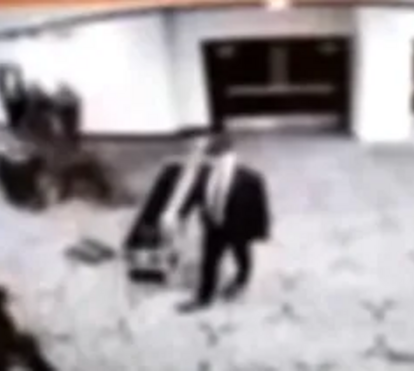 Atirador a tentar entrar no jantar da Casa Branca